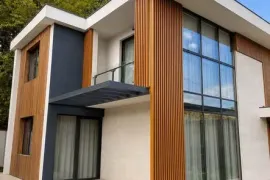 ქირავდება სახლი, 7 ოთახიანი, თბილისი, დიღომი 1-9