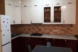 Аренда, 2 Kомнатная, Старое здание, Тбилиси, Тбилисское море