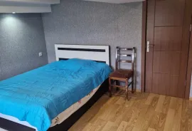 For Rent, 5 Room, Old building, Tbilisi, Chugureti