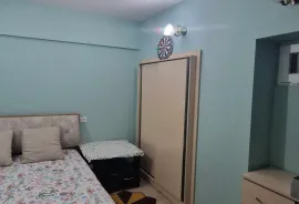 For Rent, 5 Room, Old building, Tbilisi, Chugureti