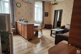 For Rent, 2 Room, Old building, Tbilisi, Chugureti