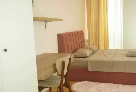 For Rent, 4 Room, Old building, Tbilisi, vake