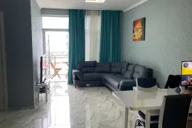 ქირავდება ბინა, 2 ოთახიანი, ახალი აშენებული, ბათუმი, აღმაშენებლის უბანი