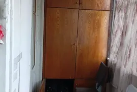 იყიდება ბინა, 1 ოთახიანი, ძველი აშენებული, თბილისი, ისანი