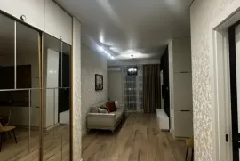 ქირავდება ბინა დღიურად, 2 ოთახიანი, ახალი აშენებული, თბილისი, დიღმის მასივი