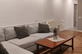 For Rent, 3 Room, Old building, Batumi, Rustaveli District