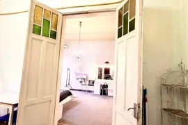 Apartment for sale, 2 Room, Old building, Tbilisi, Sololaki