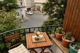 Apartment for sale, 2 Room, Old building, Tbilisi, Sololaki