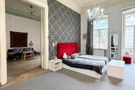Apartment for sale, 2 Room, Old building, Tbilisi, Sololaki