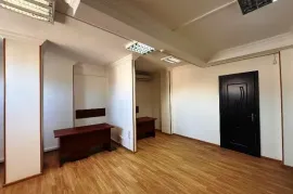 ქირავდება, საოფისე ფართი, ჩუღურეთი