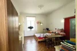 Apartment for sale, 1 Room, Old building, Tbilisi, Chugureti