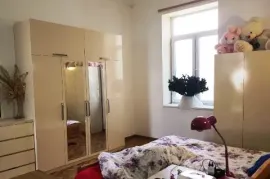 Apartment for sale, 1 Room, Old building, Tbilisi, Chugureti