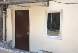 Apartment for sale, 2 Room, Old building, Tbilisi, Chugureti