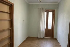 Apartment for sale, 4 Room, Old building, Tbilisi, Didube