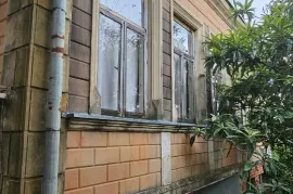 იყიდება სახლი, 7 ოთახიანი, ქუთაისი, საფიჩხია