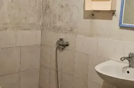 იყიდება სახლი, 7 ოთახიანი, ქუთაისი, საფიჩხია