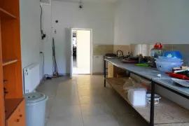 იყიდება, მთლიანი შენობა, აბასთუმანი 