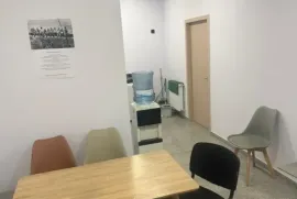 Продается Дом, 8 Kомнатная, Тбилиси, Глданула