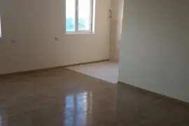 იყიდება ბინა, 3 ოთახიანი, ძველი აშენებული, სამტრედია, სამტრედია