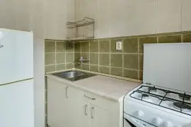 For Rent, 1 Room, Old building, Tbilisi, saburtalo