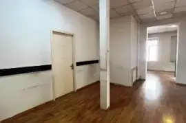 ქირავდება, სავაჭრო ფართი, საბურთალო