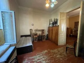 Apartment for sale, 2 Room, Old building, Tbilisi, Chugureti