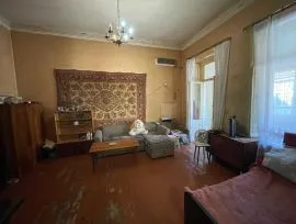 Apartment for sale, 2 Room, Old building, Tbilisi, Chugureti