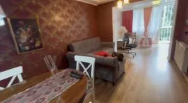 Аренда, 2 Kомнатная, Старое здание, Тбилиси, saburtalo
