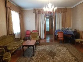 Apartment for sale, 4 Room, Old building, Tbilisi, vake