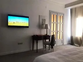 ქირავდება ბინა, 8 ოთახიანი, ახალი აშენებული, თბილისი, ვაკე