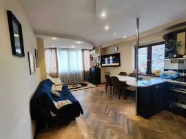 Apartment for sale, 3 Room, Old building, Tbilisi, saburtalo