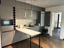 ქირავდება, საოფისე ფართი, ვაკე