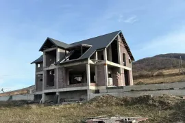 იყიდება სახლი, 10 ოთახიანი, მცხეთა, შანკევანი