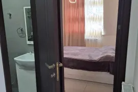 Аренда, 2 Kомнатная, Старое здание, Тбилиси, vake