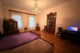 იყიდება სახლი, 5 ოთახიანი, ბორჯომი, ბორჯომი