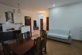 იყიდება ბინა, 3 ოთახიანი, ძველი აშენებული, თბილისი, დიღმის მასივი