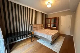 Аренда, 3 Kомнатная, Новостройка, Тбилиси, vake