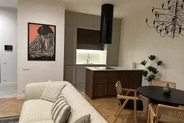 Аренда, 3 Kомнатная, Новостройка, Тбилиси, vake