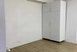 ქირავდება, საოფისე ფართი, ვაკე