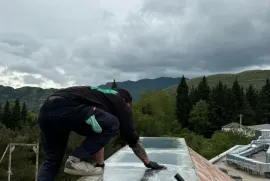 შუშების და ვიტრაჟების წმენდა