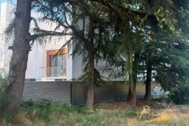 Продается Дом, 8 Kомнатная,  Окрестности Тбилиси, Окрокана