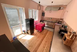 იყიდება სახლი, 6 ოთახიანი, სიღნაღი, სიღნაღი