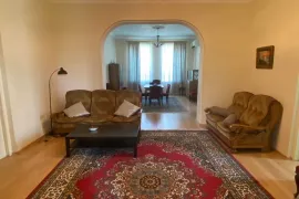 ქირავდება ბინა, 6 ოთახიანი, ახალი აშენებული, გორი, გორი