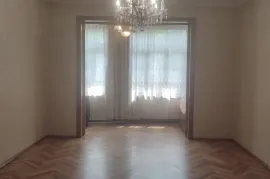 იყიდება ბინა, 4 ოთახიანი, ძველი აშენებული, თბილისი, დიდუბე