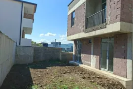 იყიდება სახლი, 8 ოთახიანი, თბილისი, ლისის ტბა