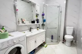 Продается квартира, 3 Kомнатная, Новостройка, Батуми, Район аэропорта