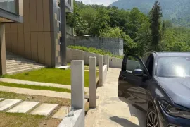 იყიდება სახლი, 5 ოთახიანი, ბათუმი