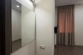 Продается квартира, 5 Kомнатная, Старое здание, Тбилиси, saburtalo