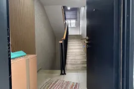 Продается квартира, 5 Kомнатная, Старое здание, Тбилиси, saburtalo