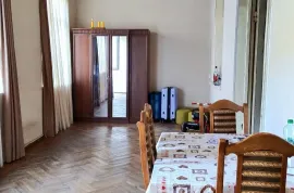 იყიდება სახლი, 4 ოთახიანი, თბილისი, ნაძალადევი